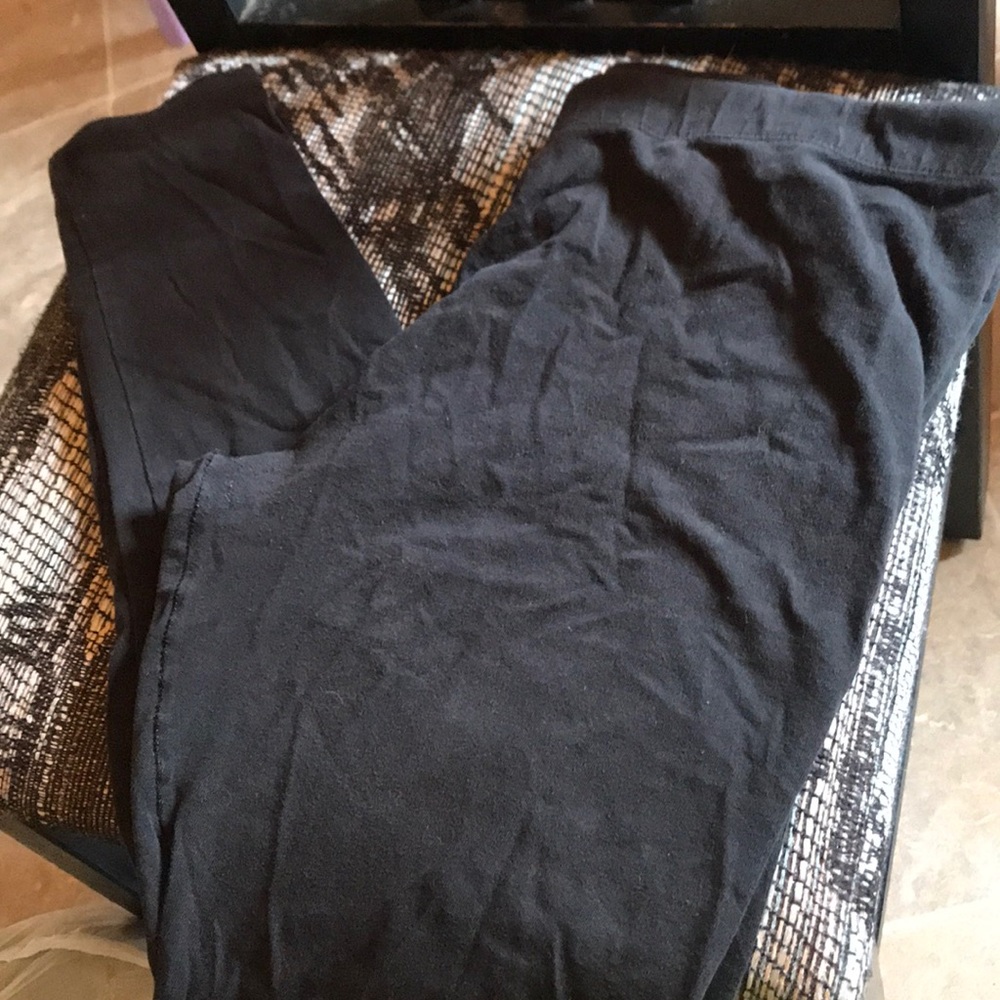 Black leggings